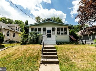 135 Woodland Ave, Barrington, NJ 08007