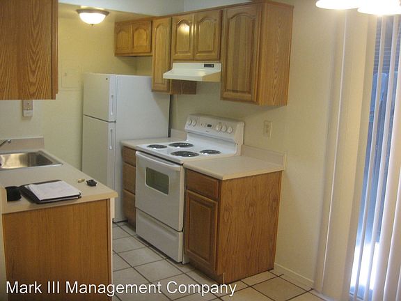 3rd image of 2721 F St APT 5