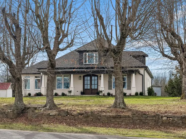 7307 Dunn Rd, Cedar Hill, TN 37032