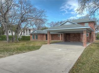 1721 Landmark Rd, Irving, TX 75060