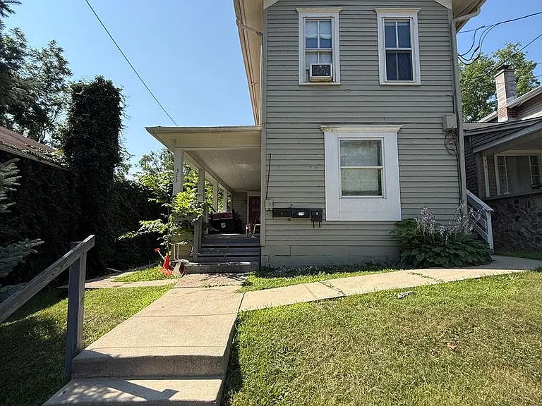 313 W Ganson St — Photo 1