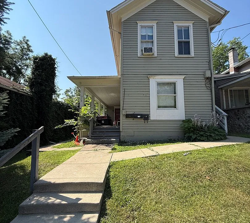 313 W Ganson St