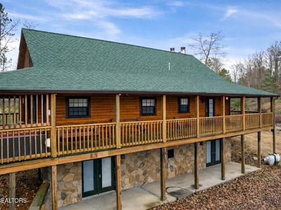 1104 Oak Ct, Gatlinburg, TN, 37738