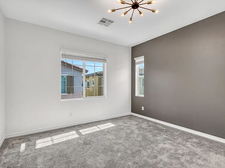 25 Barbara Ln #60 — Photo 16