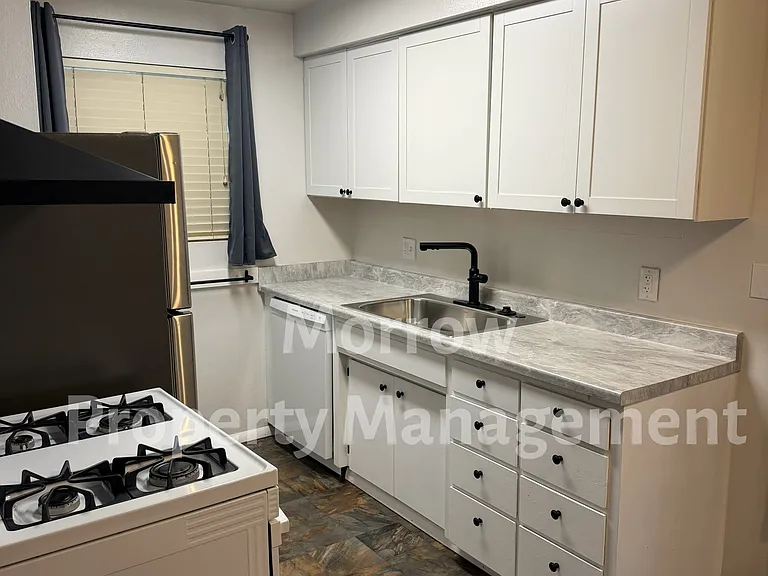 1405 N 16th St #A — Photo 4
