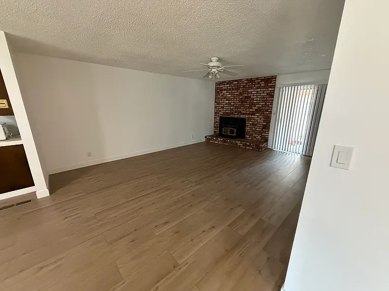 6620 N Sierra Vista Ave — Photo 11
