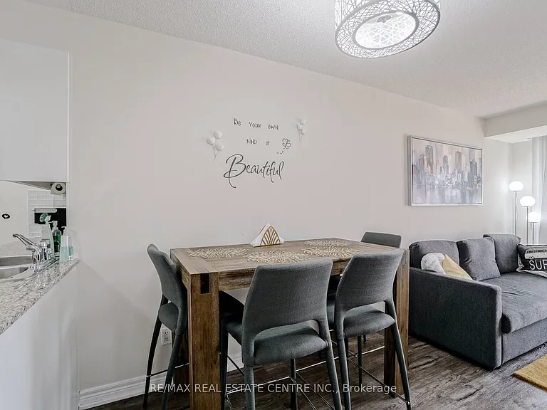 310 Burnhamthorpe Rd W #1704 — Photo 17
