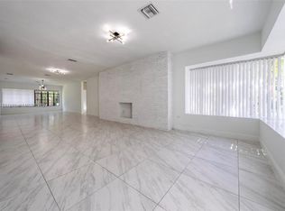 624 91st St, Miami Beach, FL 33154