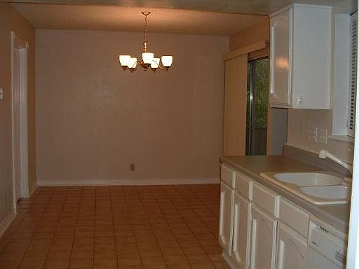 5th image of 5410 EAGLEWOOD DR