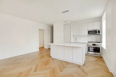 Rented by Akelius Real Estate Management