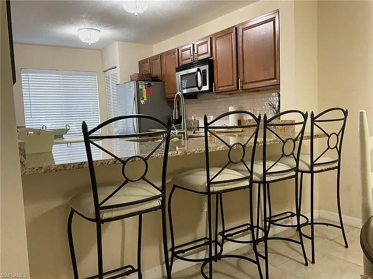 3062 Sandpiper Bay Cir #K102 — Photo 11