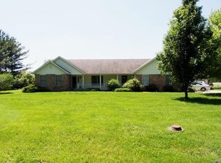 719 Cheshire Rd, Troy, IL 62294