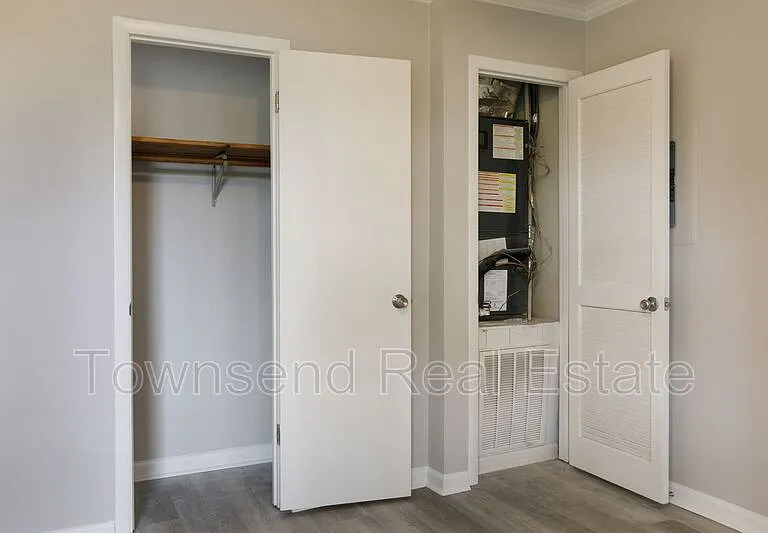 5858H Century Oaks Dr — Photo 7