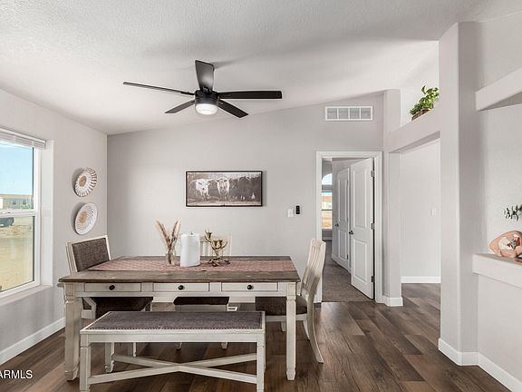 4th image of 38203 W LATHAM Street