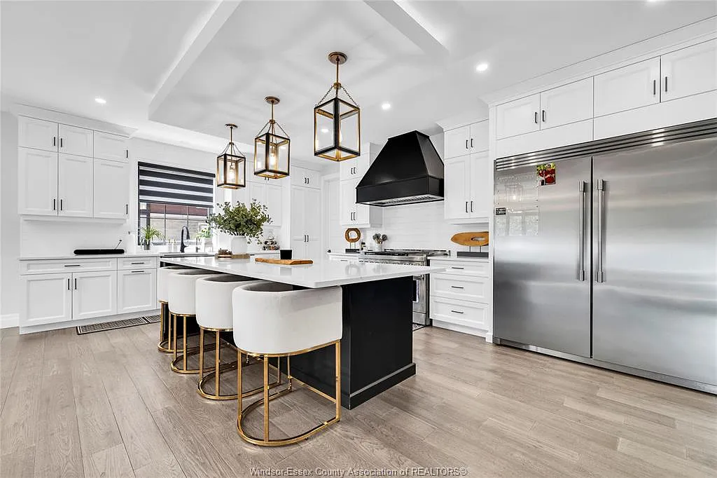 5 bed, 6.0 bath, $4,800 — Photo 2