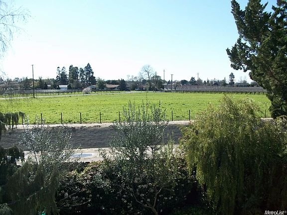 4th image of 19353 N Windwood Dr