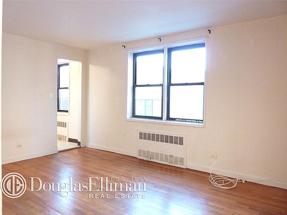5th image of 35 Eastern Pkwy APT 3A