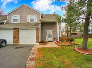 42 Renaissance Ln #30, New Brunswick, NJ 08901