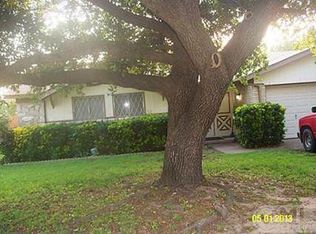 3009 Lark Ln, Irving, TX 75062