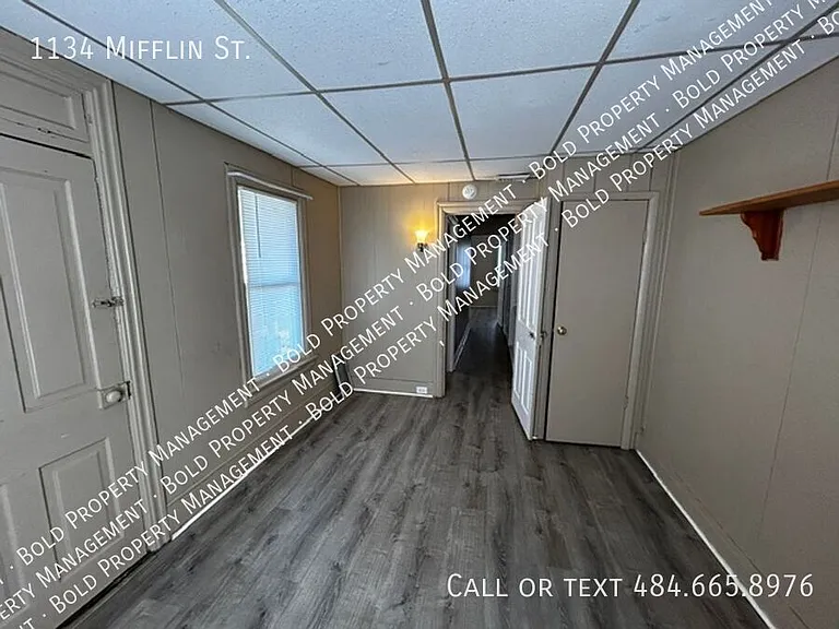 1134 Mifflin St — Photo 3