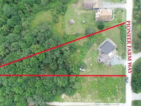 5th image of 172 Pioneer Farm Way