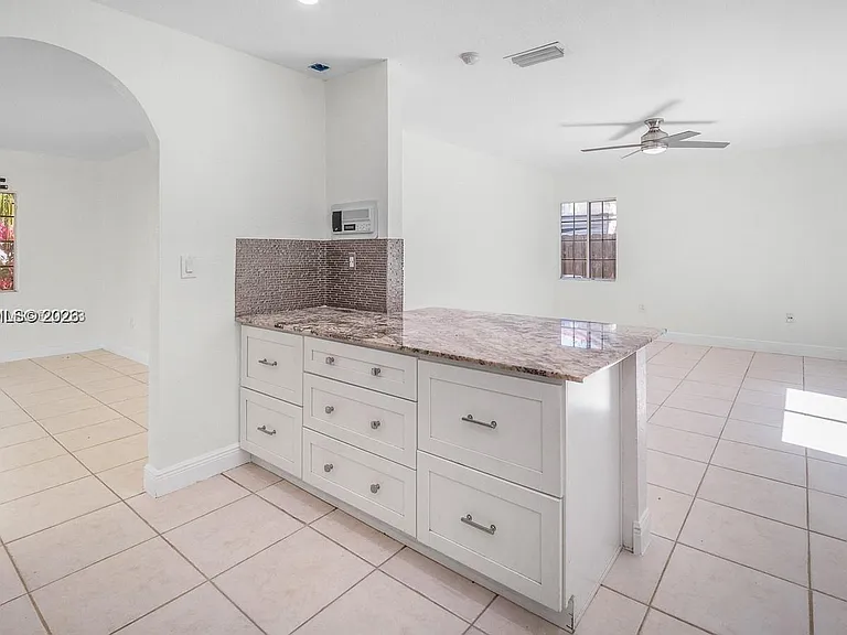 9712 SW 213th Ter — Photo 5