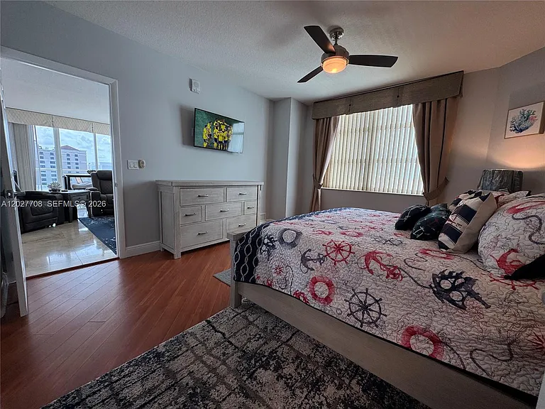 1819 SE 17th St #912 — Photo 14