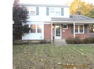 33 Lansdowne Rd, Burlington, NJ 08016