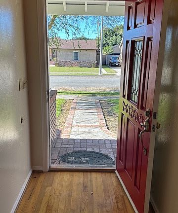 5th image of 300 S Dos Caminos Ave