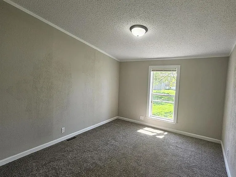 2737 W Washington Ctr #383 — Photo 9