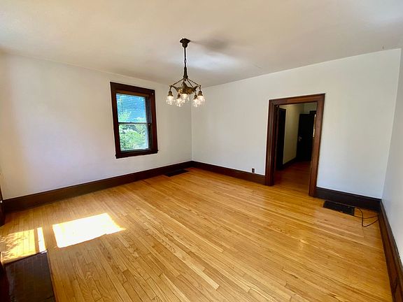 2nd image of 213 N River St APT 1