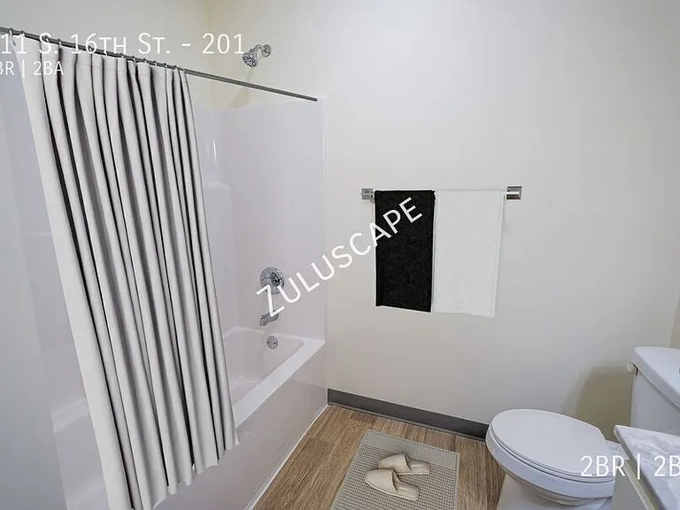 Tin Plate Square Apartments White — Photo 9