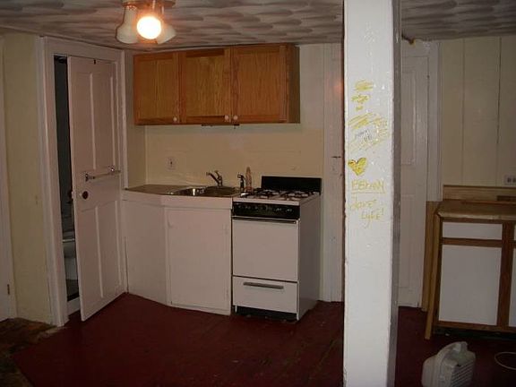 4th image of 11 1/2 John St