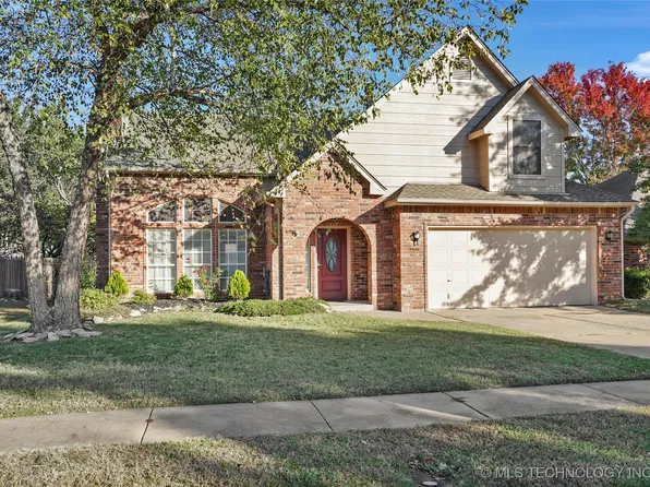 9909 N 115th East Ave, Owasso, OK 74055