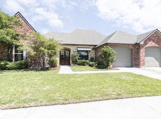 103 Huttingtower Ln, Lafayette, LA 70508