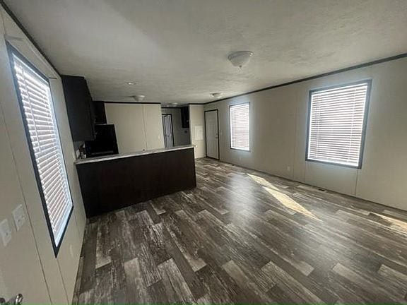 2nd image of 428 Warbler Ln #428