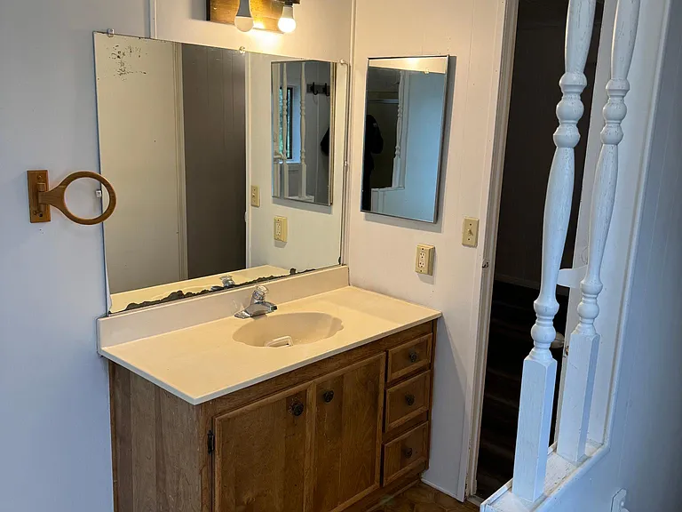 21225 Geens Pl — Photo 9