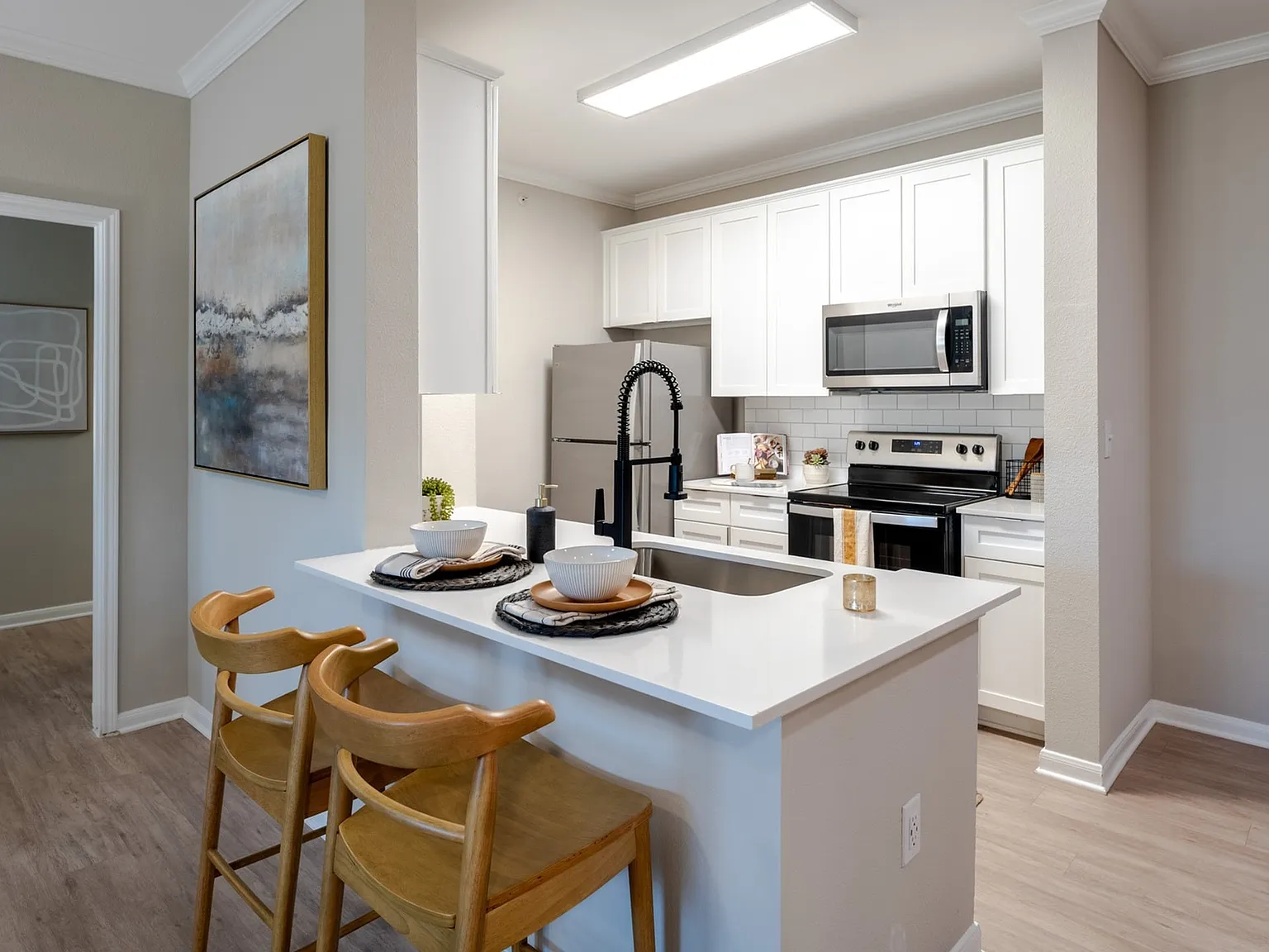 The Pointe at Vista Ridge Apartments — Photo 2