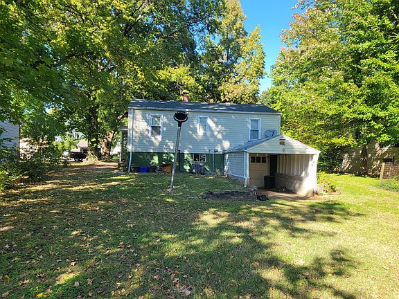 5th image of 711 E Woodland Dr