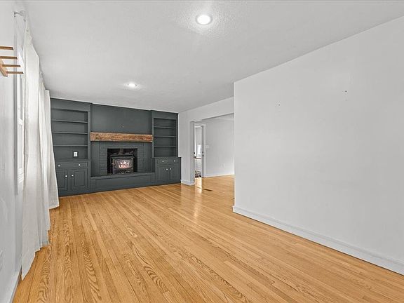 5th image of 21 Cross Parkway