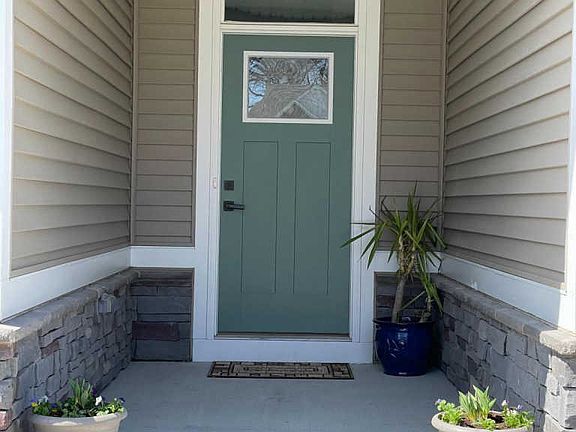 2nd image of 37024 Balgair Ave