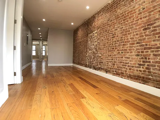 Rented by Yup Realty LLC | media 2