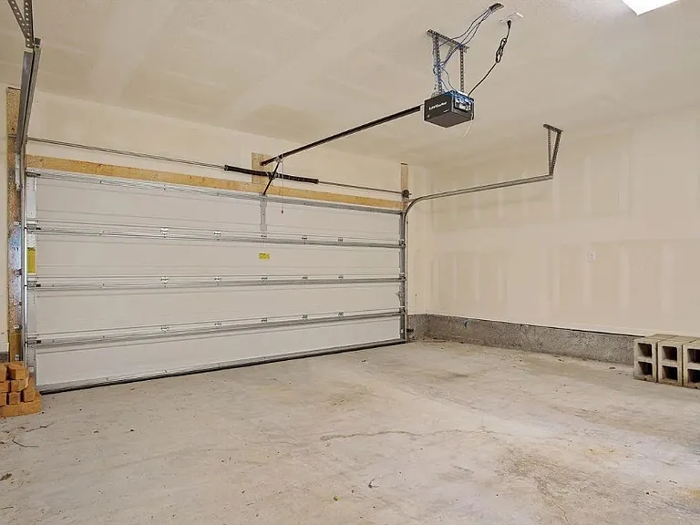 10373 Shetland Dr — Photo 20