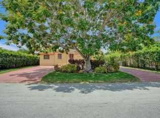 6211 SW 20th St, Miami, FL 33155