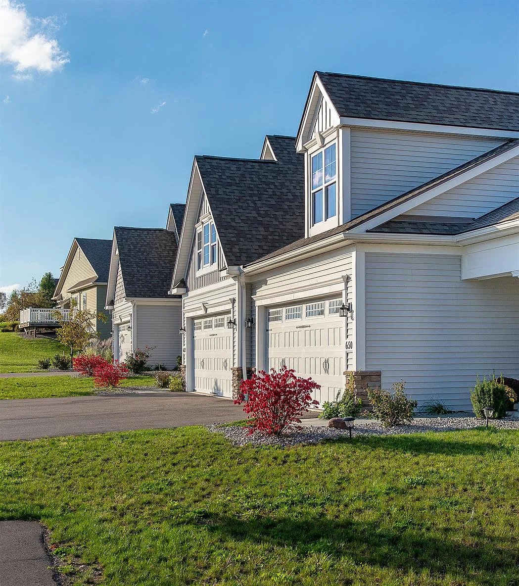 Building Photo - Fairways Townhomes