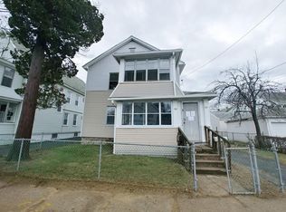 11-13 Langdon St, Springfield, MA 01104
