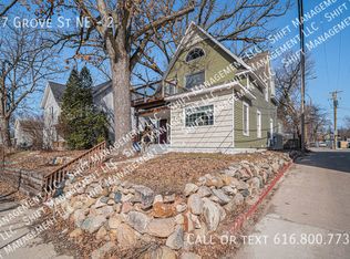 57 Grove St NE #2, Grand Rapids, MI 49505