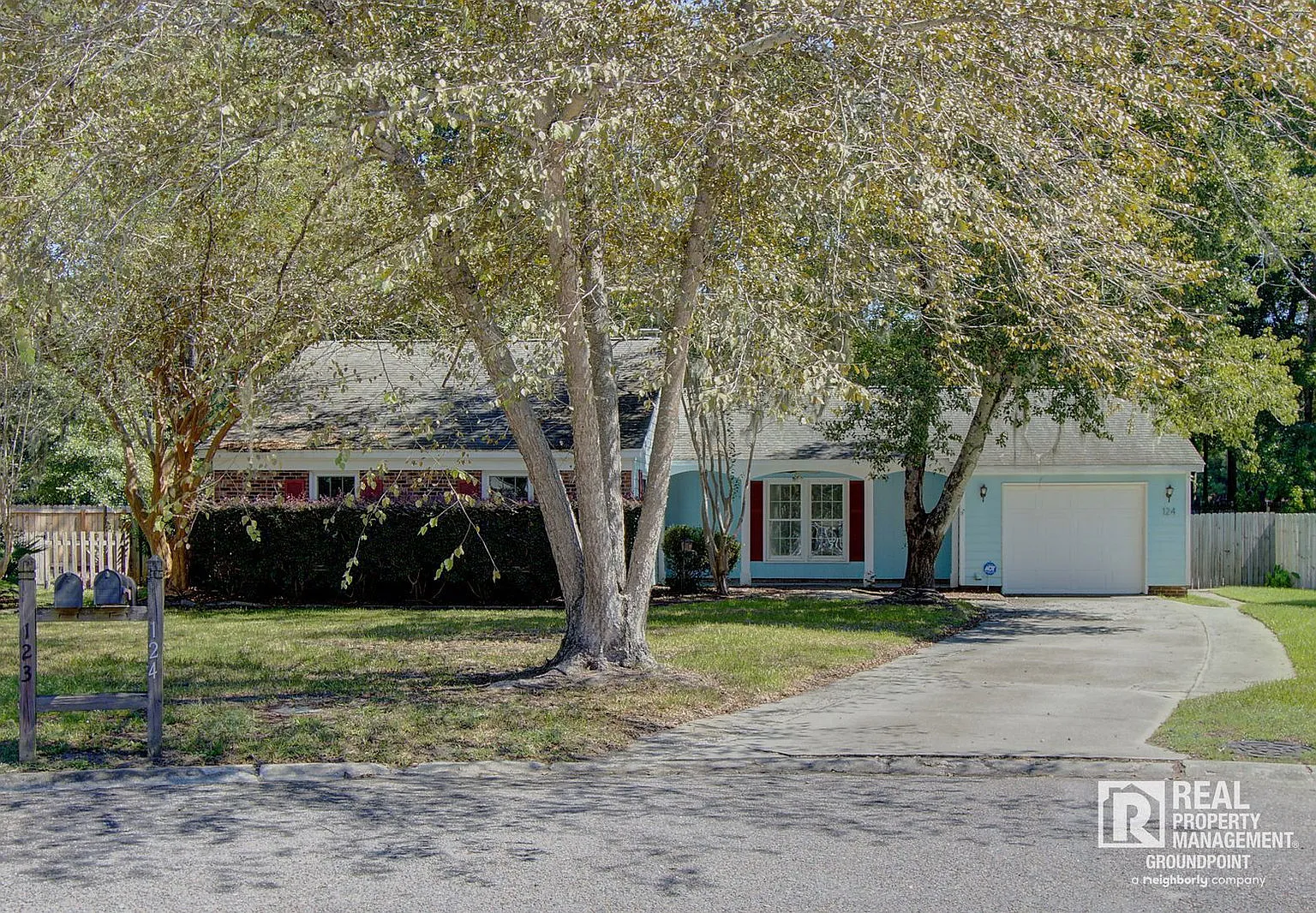 3 bed, 2.0 bath, 1546 sqft, $2,500 — Photo 2
