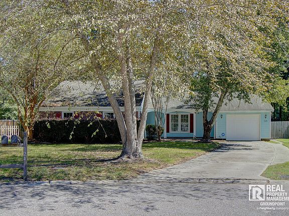 2nd image of 124 Hamlet Rd