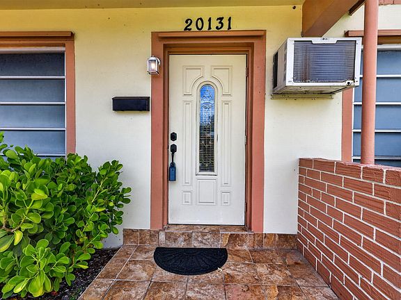 5th image of 20131 NW 14th Place